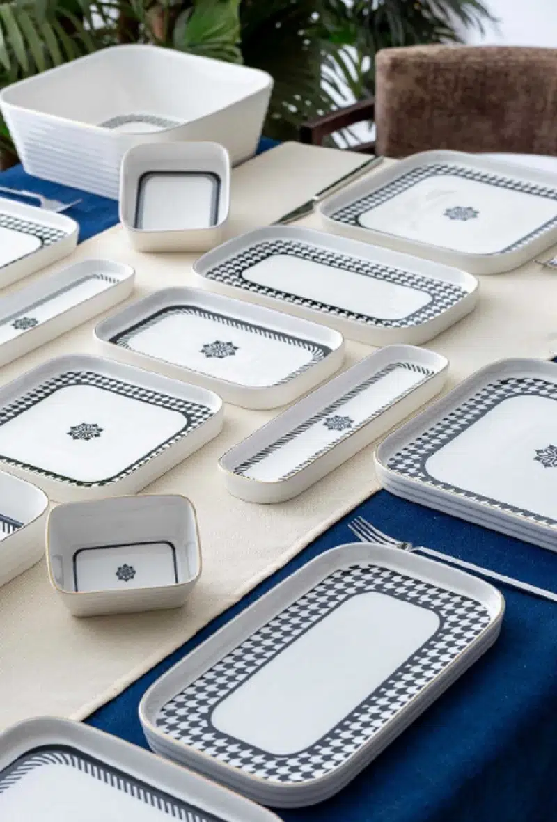 Acar Kiara Kare 45 Parça 6 Kişilik Porselen Kahvaltı ve Yemek Takımı 5299